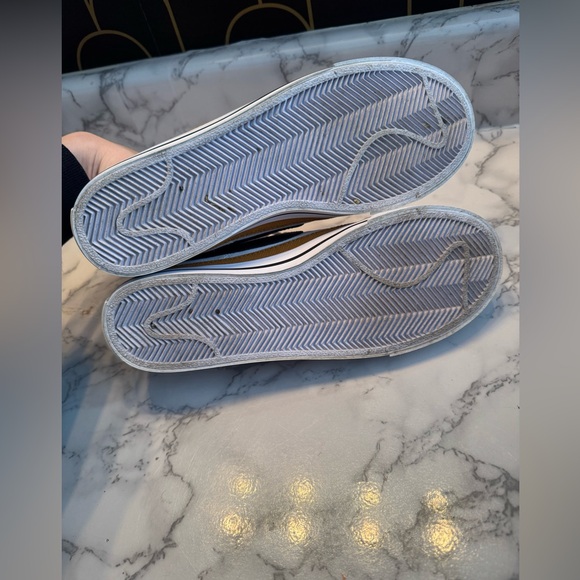 Nike courts women’s 7 - Picture 7 of 8